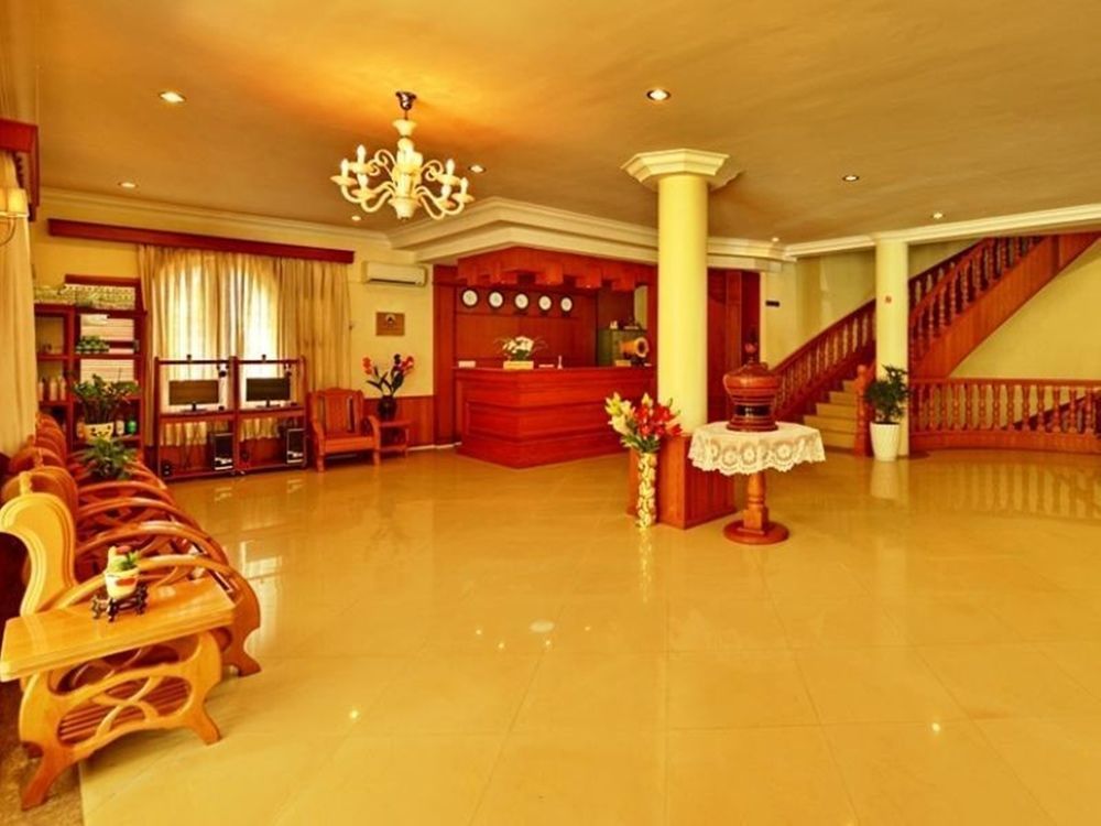 Win Unity Hotel Pyin Oo Lwin Exteriör bild