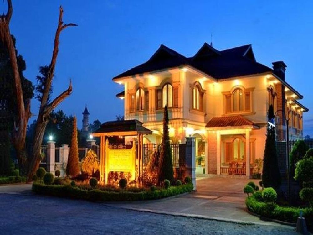 Win Unity Hotel Pyin Oo Lwin Exteriör bild