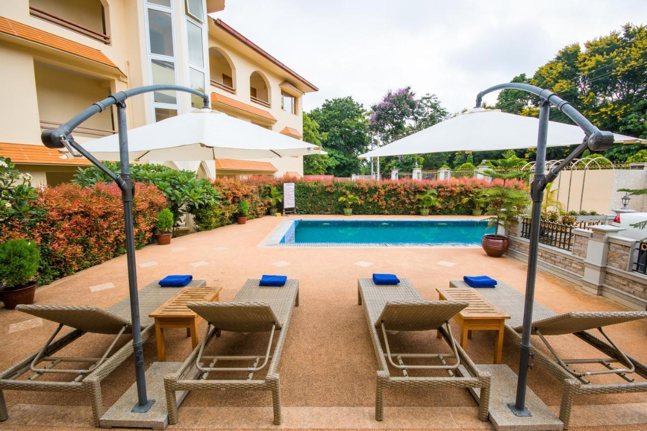 Win Unity Hotel Pyin Oo Lwin Exteriör bild